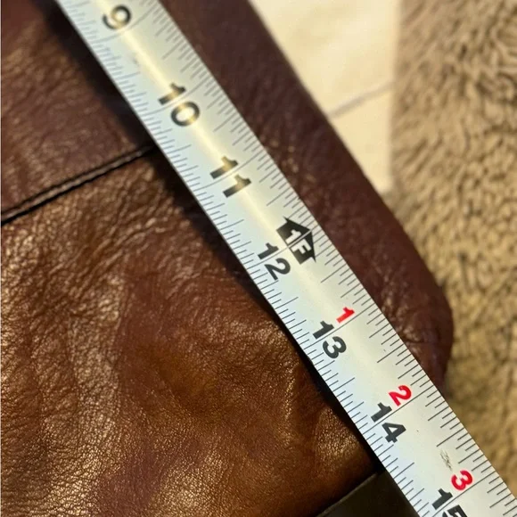 Fossil vintage brown leather tote style bag. EUC - Picture 3 of 7